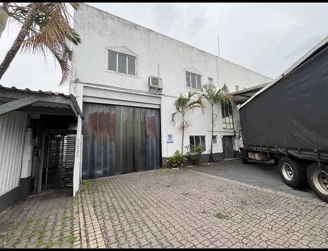 778M² WAREHOUSE FOR SALE IN UMGENI BUSINESS PARK